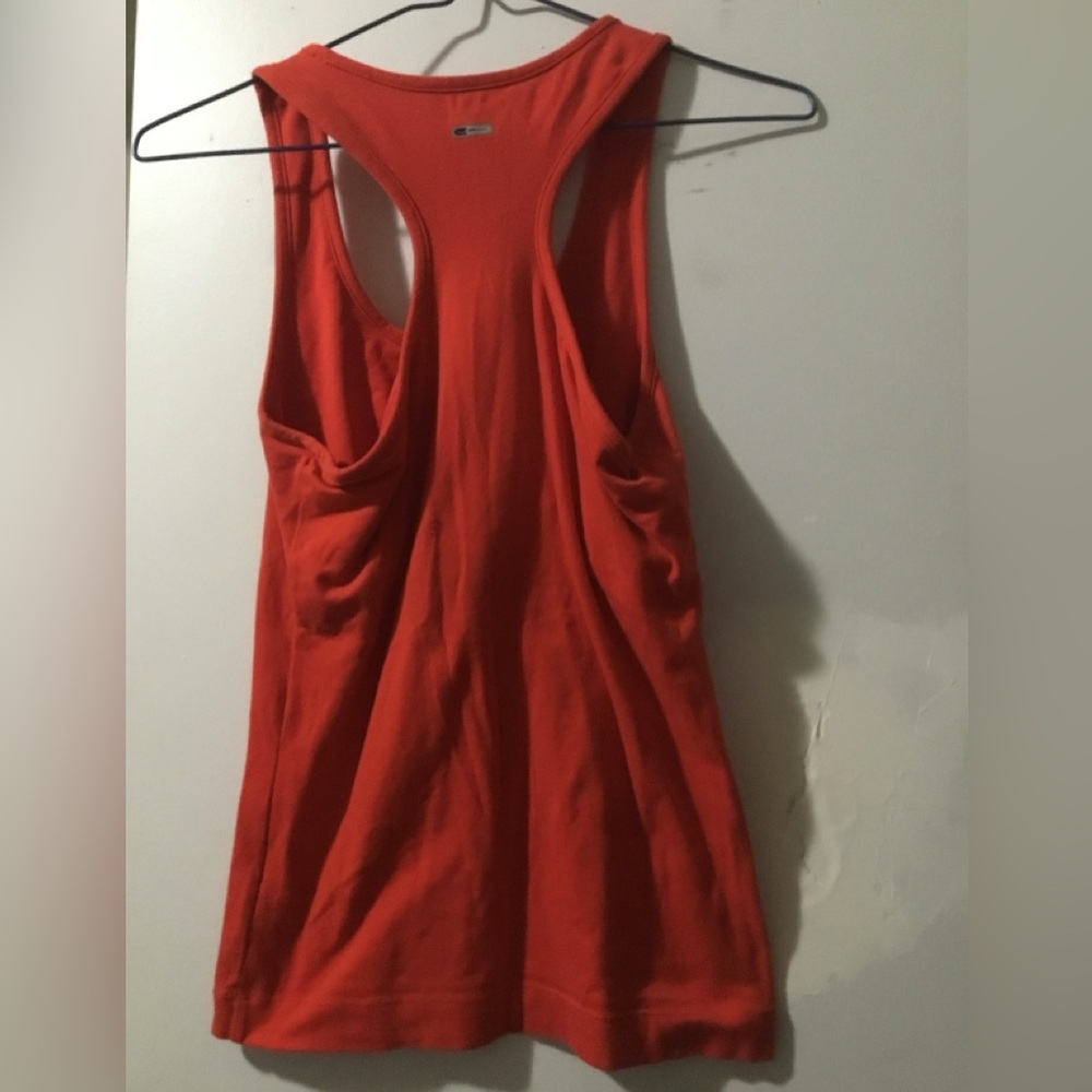 🍒 Puma Tank Top - Picture 2 of 3